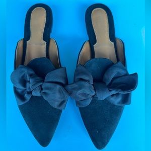 BLACK MULES / SLIP ON DRESS SHOES / LOAFERS w/ BOW!